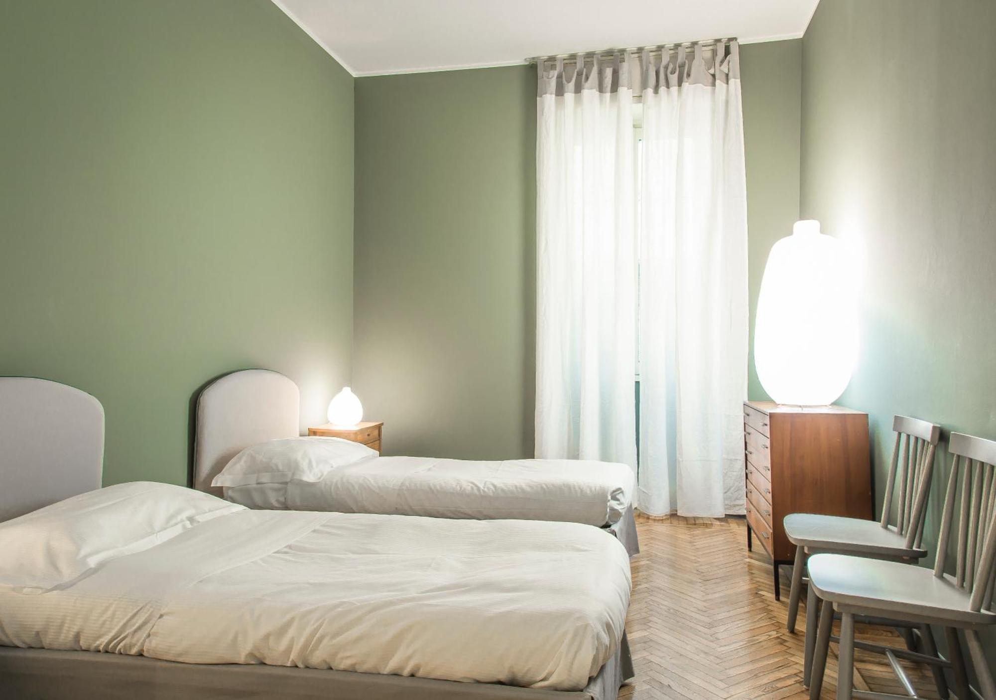 Margreth Apartment Milaan Buitenkant foto